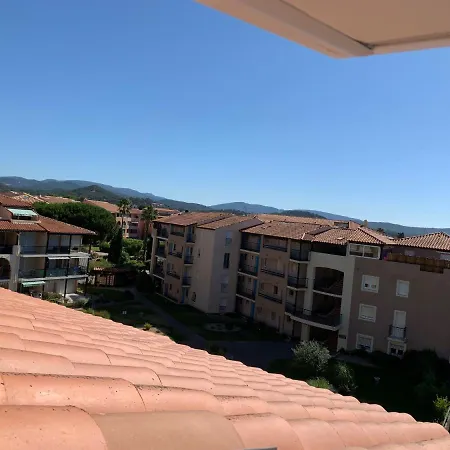 De La Couleur Aux Marquises *