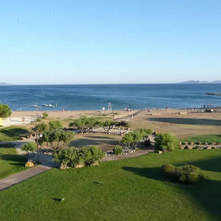 De La Couleur Aux Marquises *